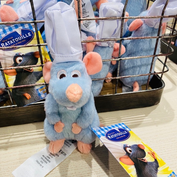 Disney Parks Ratatouille “Remy” Shoulder Plush - Picture 2 of 5